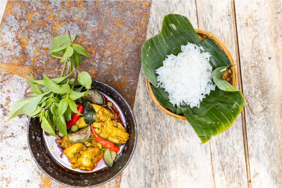 line_oa_chat_250828_130627_group_7